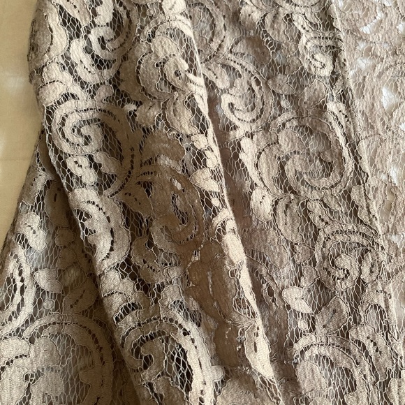 Chico’s Tan Lace Tunic Size1 - Picture 5 of 7